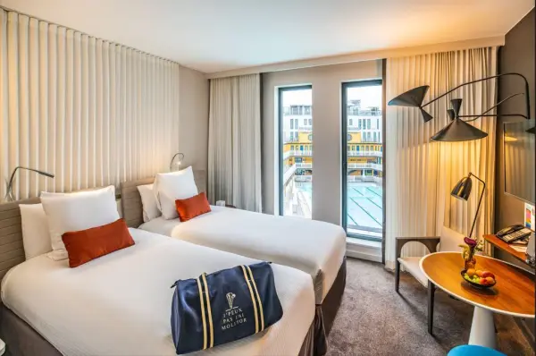 Nuit et petit déjeuner en chambre Supérieure — visuel 2