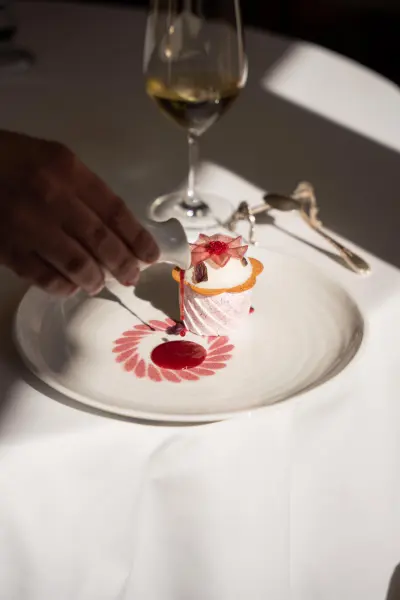 TABLE DE LEVERNOIS Menu "Gourmand" — visuel 1