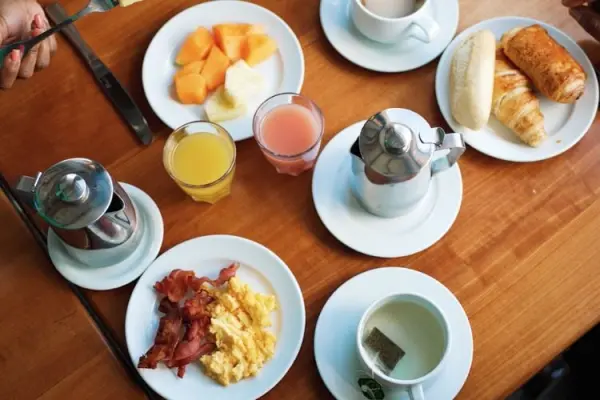 Petit-déjeuner buffet du dimanche — visuel 1