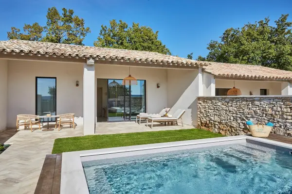 Escapade en chambre avec piscine privée - moyenne saison — visuel 1
