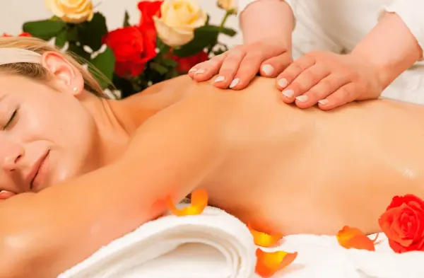 Massage à la Rose — visuel 1