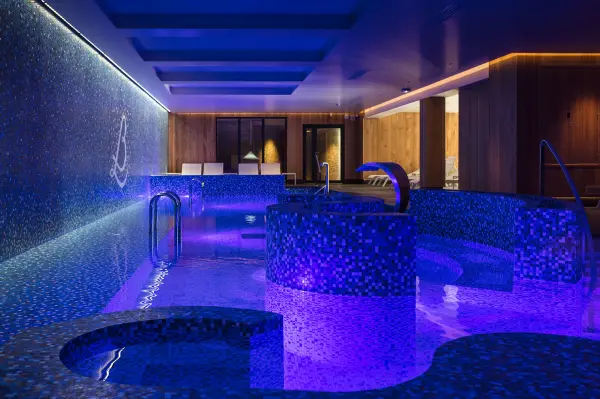 Séjour Bistrot - Relais & Châteaux Bernard Loiseau 5* — visuel 2