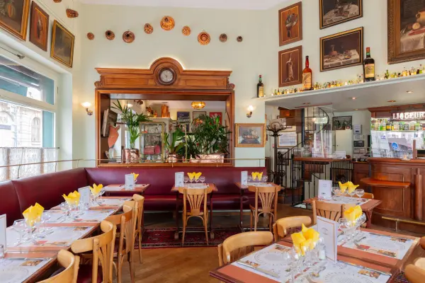 BISTROT DU PALAIS COFFRET SAVEURS 2 personnes (boissons comprises) — visuel 2
