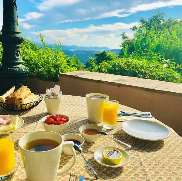 Petit Déjeuner "Premiers Rayons de Soleil" — visuel 2