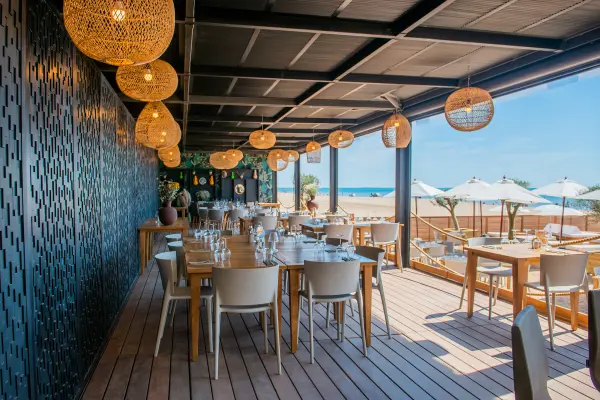Déjeuner ou Diner en 3 temps à l'Hospitalet Beach — visuel 1