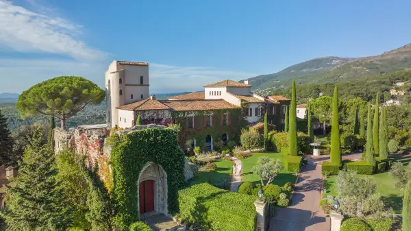 Une nuit avec champagne et dîner au Saint-Martin — visuel 3