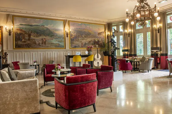 Nuit de rêve B&B en chambre classique à l'Hôtel de la Cité ***** Carcassonne — visuel 2