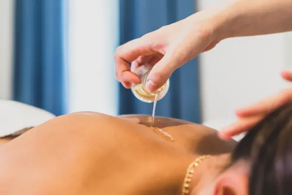 Coffret Mythique du Spa Hôtel de la Cité by Cinq Mondes. — visuel 2