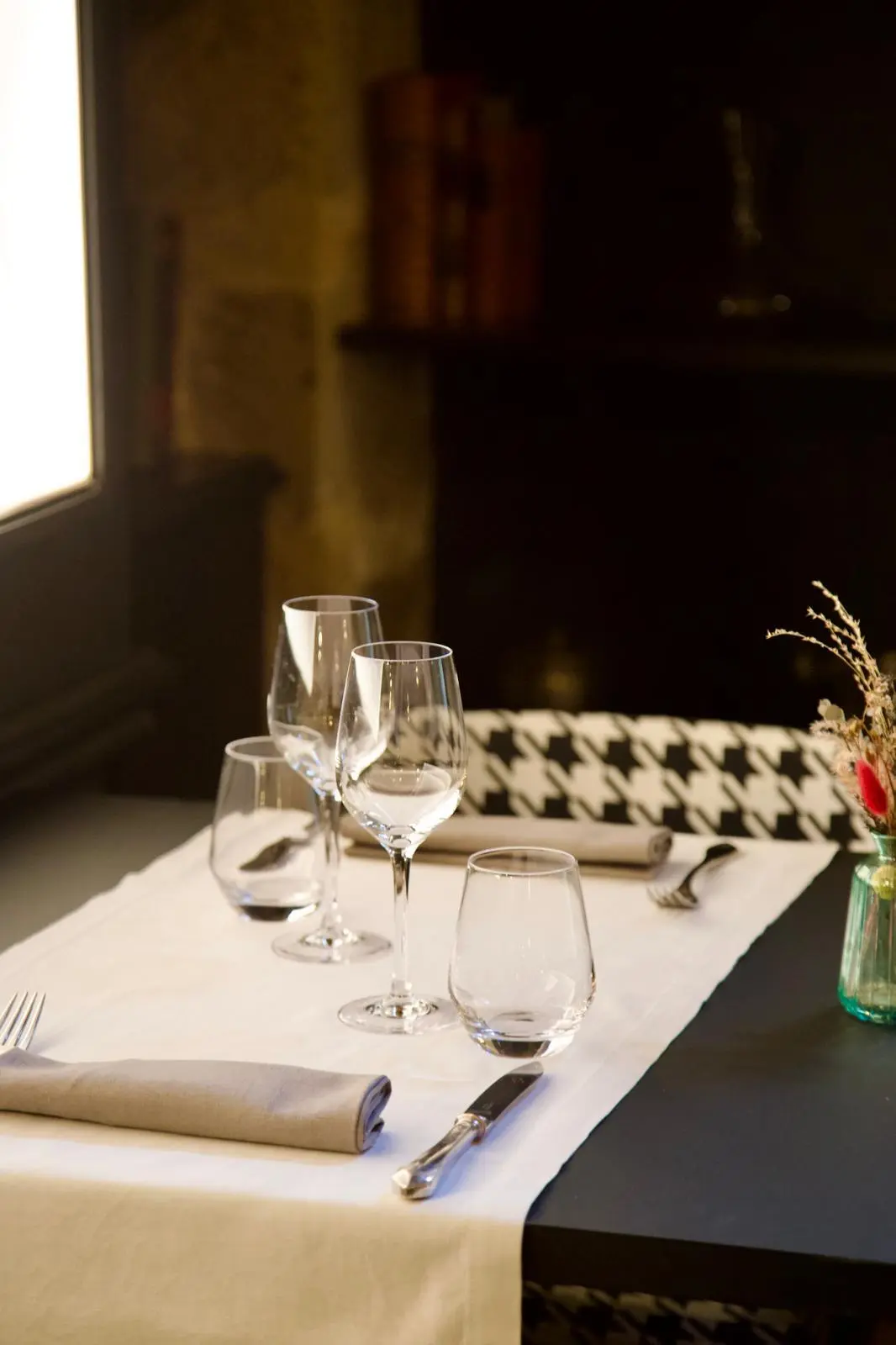Dîner ou Déjeuner avec le Menu du Viguier