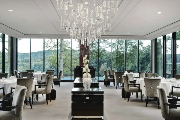 Menu gastronomique RENE LALIQUE en 8 plats — visuel 2