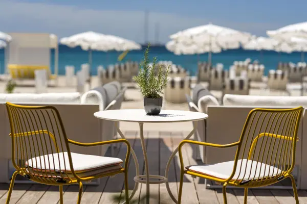 Cocktail au Carlton Beach Club — visuel 3