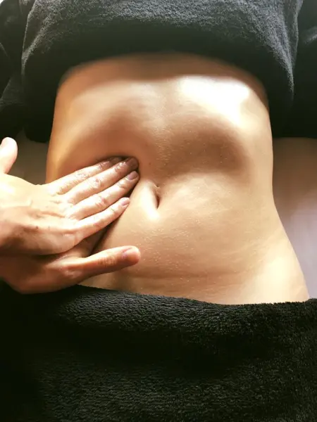 Massage 1h30 Chi Nei Tsang — visuel 1