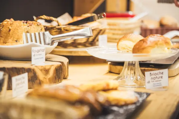 Petit-déjeuner - Auberge du HIRTZ — visuel 2