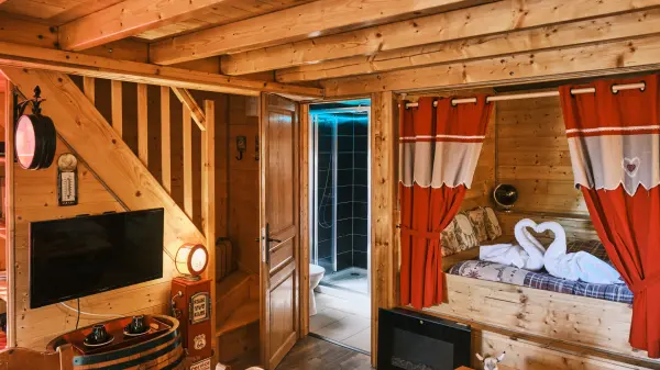 Une nuit d'évasion dans le Chalet Western — visuel 2