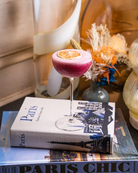 Apéritif mezze au Café 52 Paris 1er — visuel 3