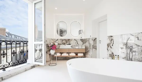 Une nuit magique en Suite Prestige — visuel 3