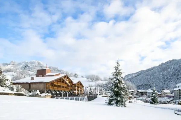 Evasion & bien être en chambre standard avec balcon et vue sur les montagnes — visuel 3