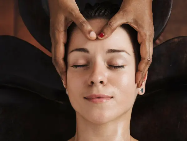 Massage Shiroabhyanga — visuel 1