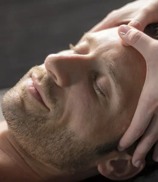 Soin fortifiant au masculin — visuel 3