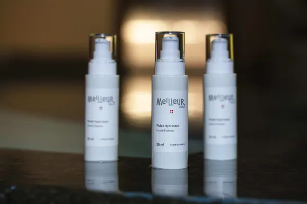 Le fluide hydratant — visuel 1