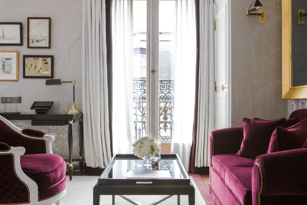 Nuitée Parisienne - Une nuit en Prestige Junior Suite — visuel 2