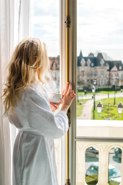 Une nuit en chambre double vue sur les jardins et l'architecture de Cabourg (semaine) — visuel 1