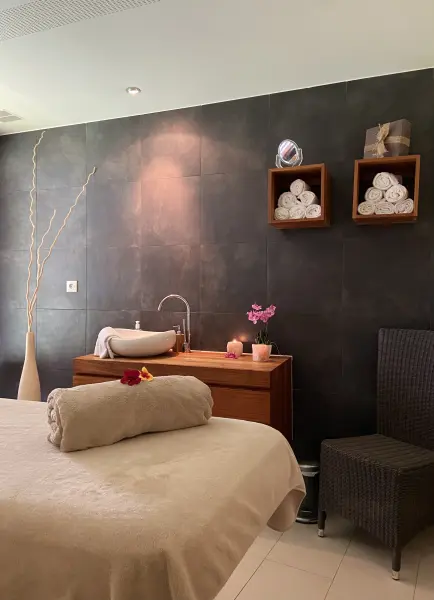 Acces spa, soin et repas — visuel 2