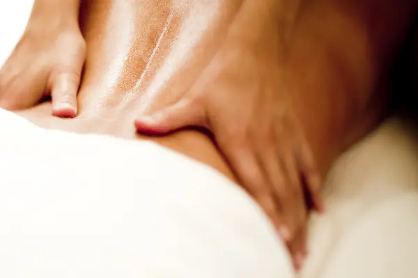 Détente Pétillant : Massage Signature 45 minutes — visuel 1