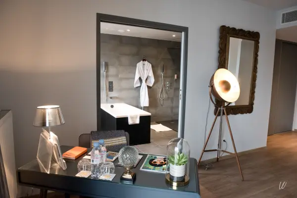 Coffret PLATINIUM Suite Terrasse aux Armes de Champagne — visuel 3