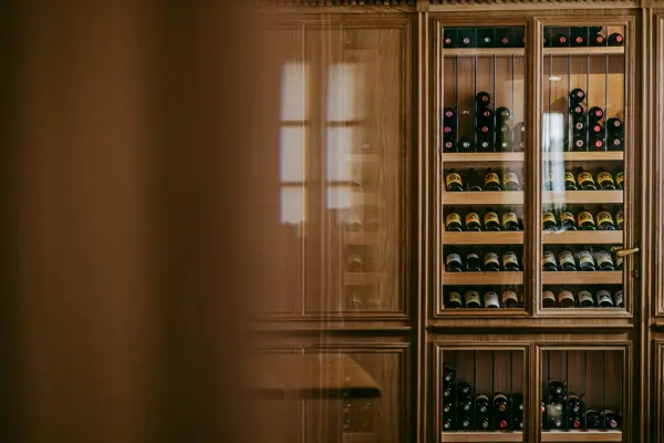 Au coeur de la cave à vins — visuel 1