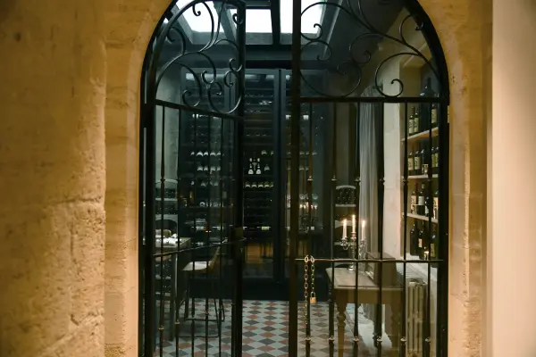 Au coeur de la cave à vins — visuel 3
