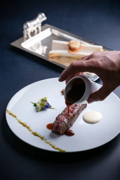 Menu Charolais en 5 services avec accords mets et vins — visuel 2