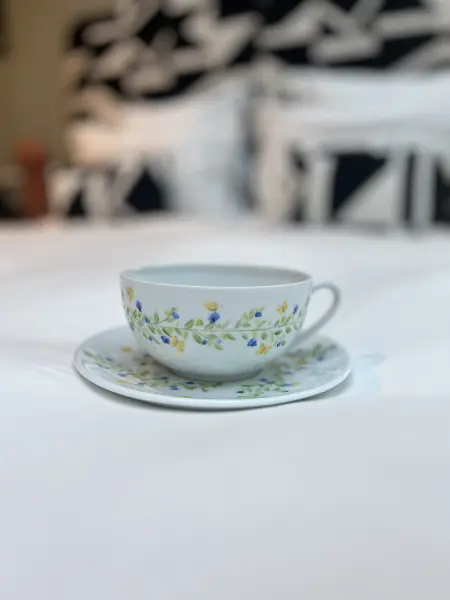 Deux tasses et sous-tasses à thé 9cm — visuel 1