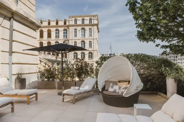 Spa Expérience et une nuit en chambre Classique Terrasse vue vieux port pour deux personnes — visuel 2