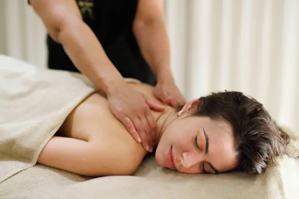 Massage ou soin du visage sur-mesure — visuel 2