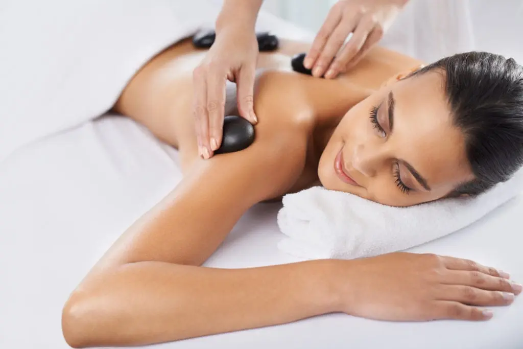 Massages "Galets Balinais" - 75min