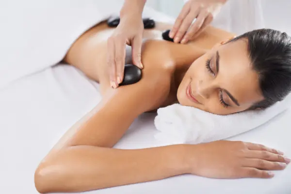 Massages "Galets Balinais" - 75min — visuel 1