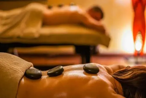 Massages DUO "Galets Balinais" - 75min — visuel 1