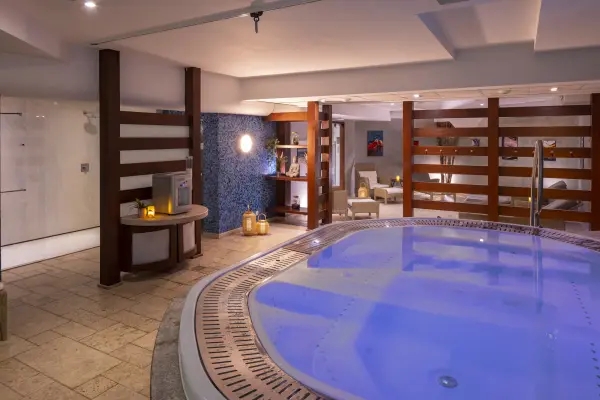 Intermède Détente & Spa à 2 Massage de 60 minutes — visuel 1
