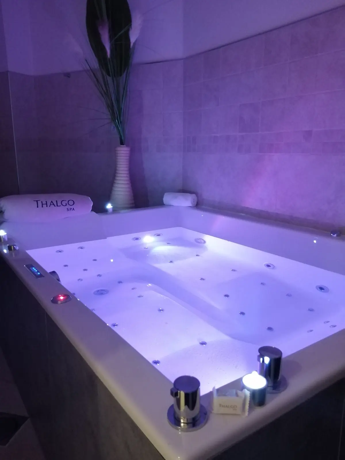 Bain de détente en duo
