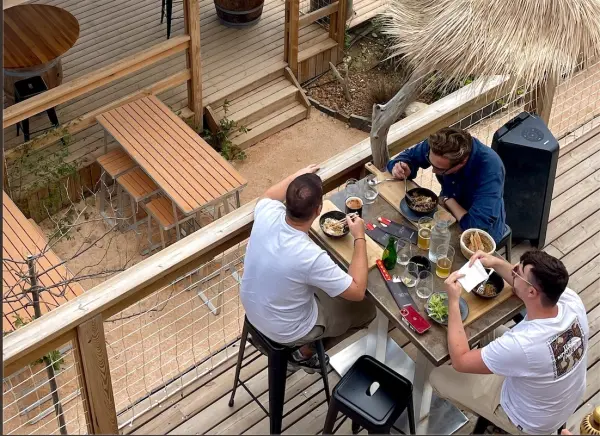 Lunch au Skybar — visuel 1