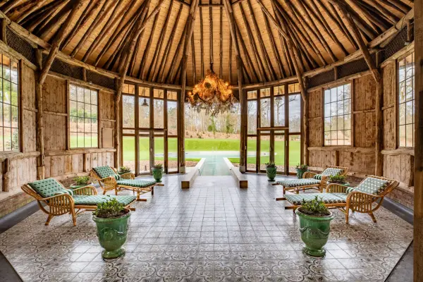 Evasion Romantique en Duo pendant 2h30 au Spa de l'Abbaye des Vaux-de-Cernay — visuel 1
