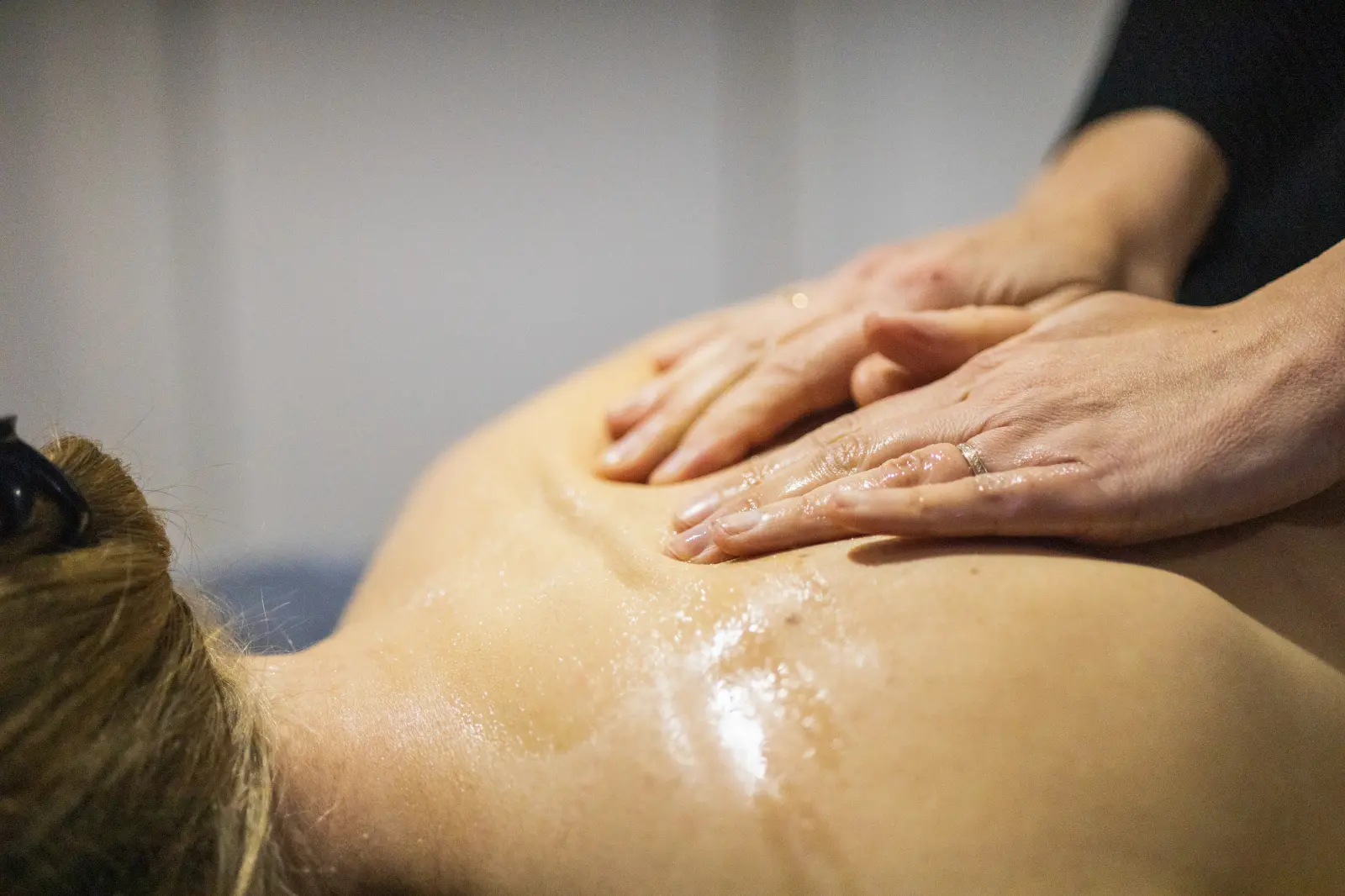 Massage Signature AETERNA à 4 mains