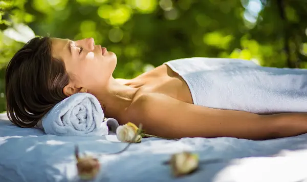 Massage relaxant (1h) au Domaine des Andéols — visuel 1