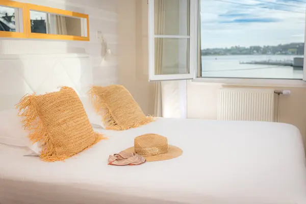 Séjour d'une Nuit en Superbe chambre VUE MER — visuel 1