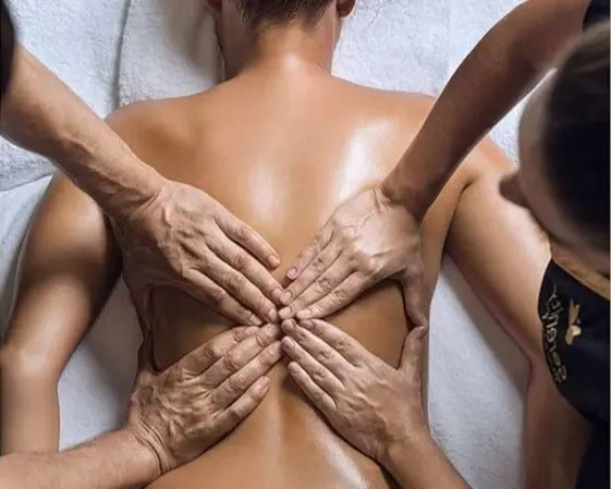 SOIN CORPS ( Massage 4 mains)