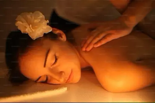Massage Ayurvédique 2h — visuel 1