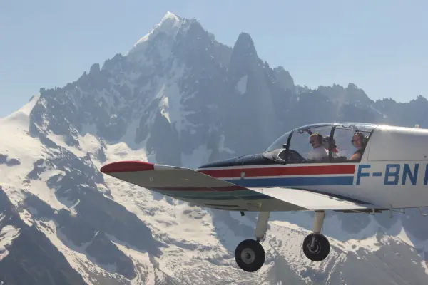 Survol du Mont-Blanc — visuel 1