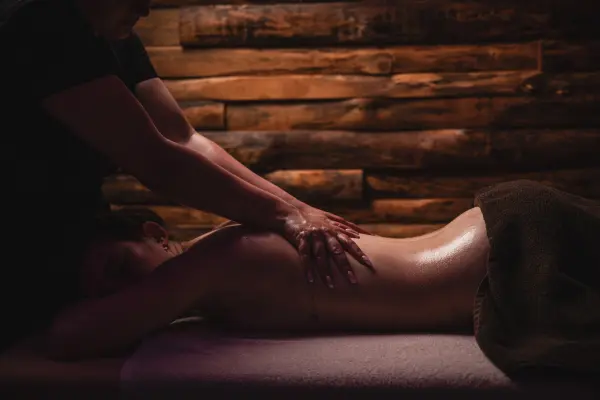 Gommage Iles Pacifique suivi d'un massage relaxant — visuel 1