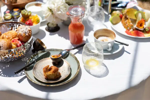 Petit-déjeuner à Coquillade Provence — visuel 1